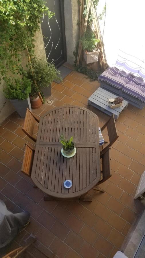 Chambre D'Hote La Petite Maison Du Puits โบลแลน ภายนอก รูปภาพ